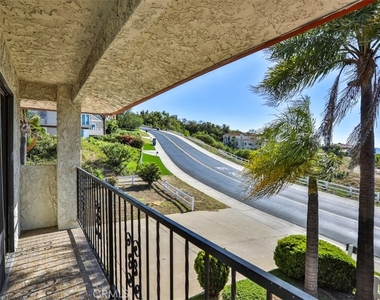 1736 Derringer Lane - Photo Thumbnail 36