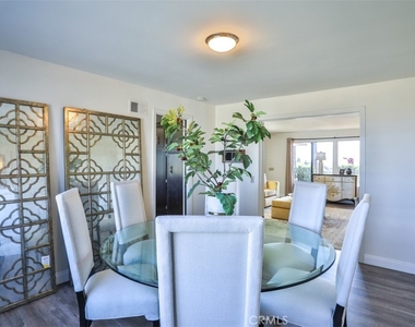 1736 Derringer Lane - Photo Thumbnail 7