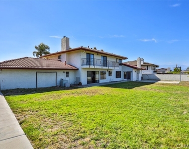 1736 Derringer Lane - Photo Thumbnail 40