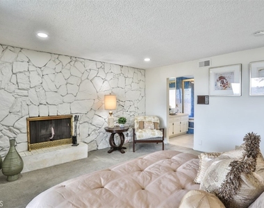 1736 Derringer Lane - Photo Thumbnail 27