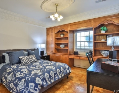 1736 Derringer Lane - Photo Thumbnail 22