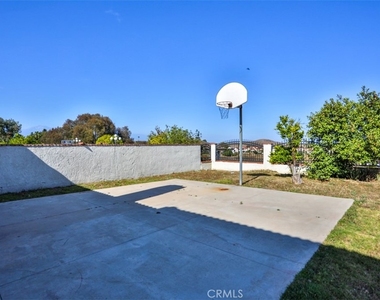 1736 Derringer Lane - Photo Thumbnail 38