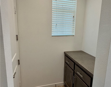 2993 E Halton Paseo - Photo Thumbnail 10