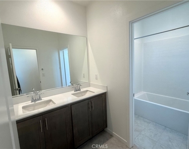 2993 E Halton Paseo - Photo Thumbnail 17
