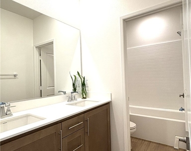 16179 Plumeria Lane - Photo Thumbnail 29