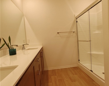 16179 Plumeria Lane - Photo Thumbnail 26