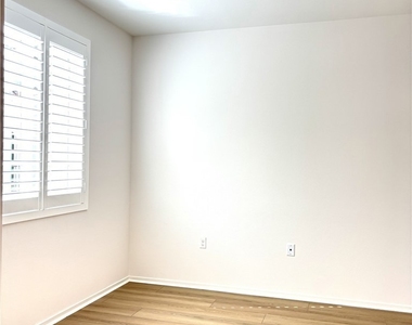 16179 Plumeria Lane - Photo Thumbnail 12