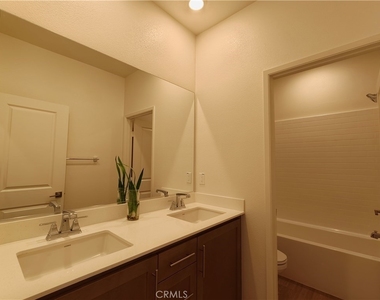 16179 Plumeria Lane - Photo Thumbnail 31