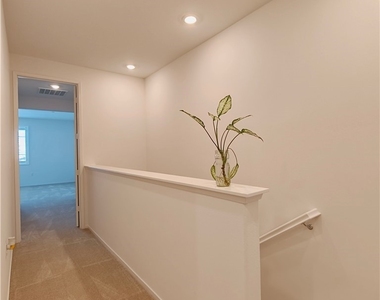 16179 Plumeria Lane - Photo Thumbnail 20
