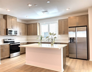 16179 Plumeria Lane - Photo Thumbnail 11