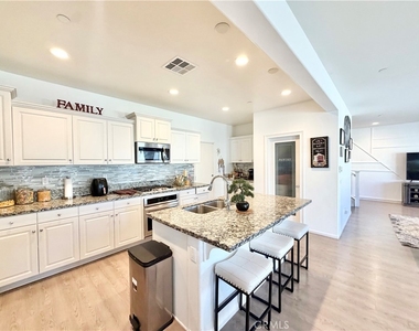 30120 Crescent Pointe Way - Photo Thumbnail 16