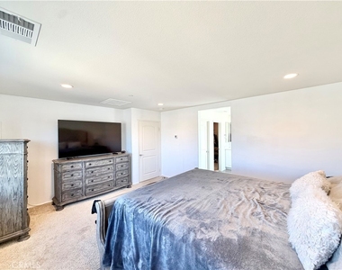 30120 Crescent Pointe Way - Photo Thumbnail 33