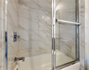 1482 S Sherbourne Drive - Photo Thumbnail 19
