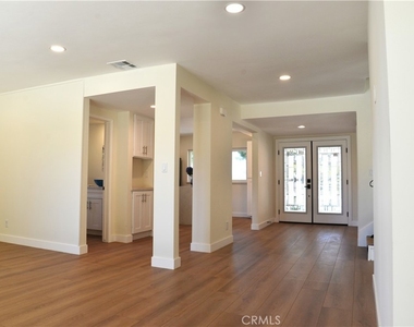 20962 Bandera Street - Photo Thumbnail 7