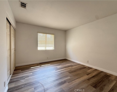 13114 Inglewood - Photo Thumbnail 11
