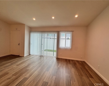 25018 Eshelman Avenue - Photo Thumbnail 6