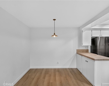 5937 Armaga Spring - Photo Thumbnail 15