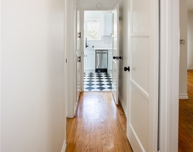 22908 Kathryn Avenue - Photo Thumbnail 17