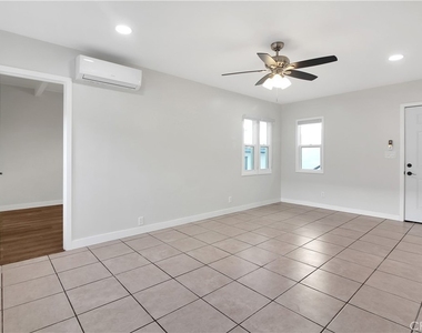 230 30th Street - Photo Thumbnail 10