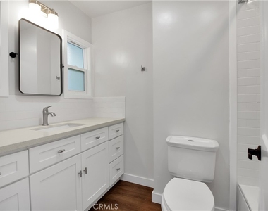 230 30th Street - Photo Thumbnail 15