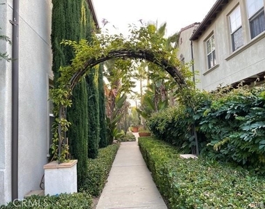 717 S Casita - Photo Thumbnail 1