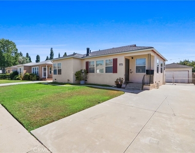 14876 Dalman Street - Photo Thumbnail 1