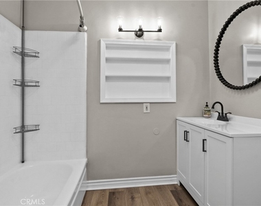 14876 Dalman Street - Photo Thumbnail 8
