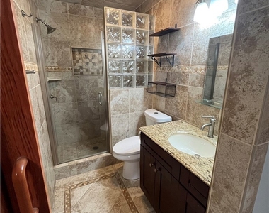 21062 Larchmont - Photo Thumbnail 11