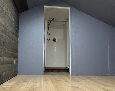 21062 Larchmont - Photo Thumbnail 15