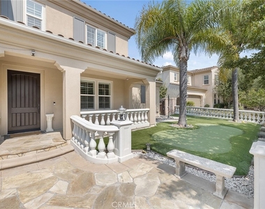 1009 Newhall - Photo Thumbnail 1