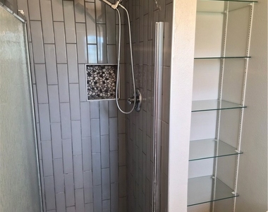 928 N Humboldt - Photo Thumbnail 17