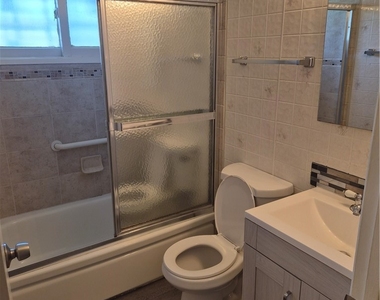 928 N Humboldt - Photo Thumbnail 12