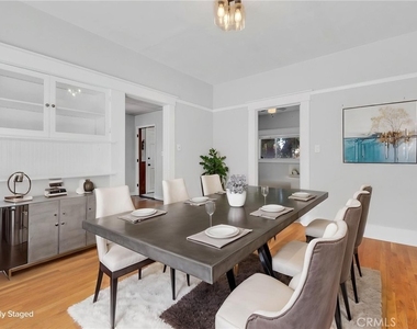 812 S Howard - Photo Thumbnail 8