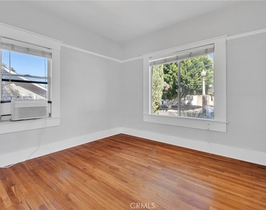 812 S Howard - Photo Thumbnail 13