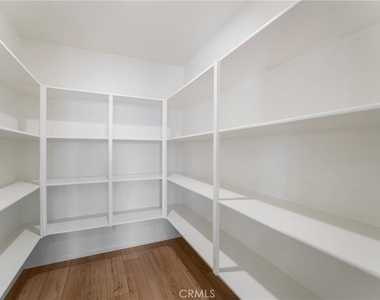 4952 S Anderson - Photo Thumbnail 6