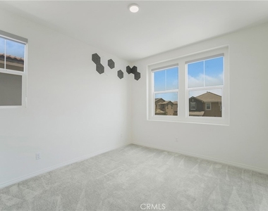 4952 S Anderson - Photo Thumbnail 24