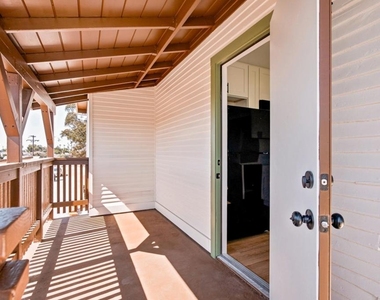 2645 E 18th Street - Photo Thumbnail 21
