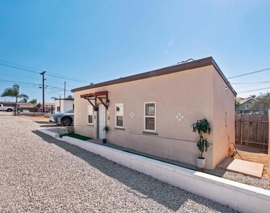 2641 E 18th Street - Photo Thumbnail 2