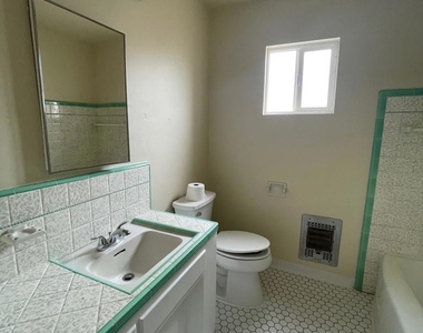 176 Millan Street - Photo Thumbnail 10