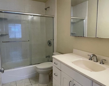176 Millan Street - Photo Thumbnail 8
