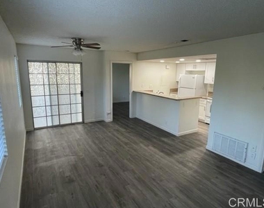 723 Eastshore - Photo Thumbnail 2