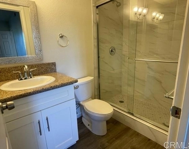 723 Eastshore - Photo Thumbnail 4