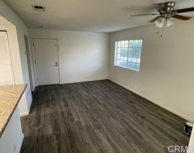 723 Eastshore - Photo Thumbnail 3