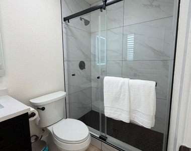 2723 Niverth - Photo Thumbnail 4