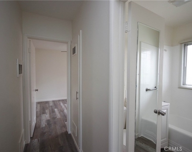 207 S 3rd - Photo Thumbnail 13