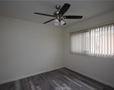 207 S 3rd - Photo Thumbnail 14
