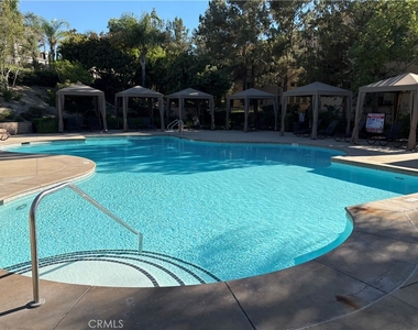 4444 Owens Street - Photo Thumbnail 12