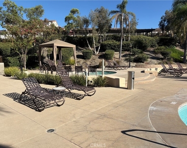 4444 Owens Street - Photo Thumbnail 10
