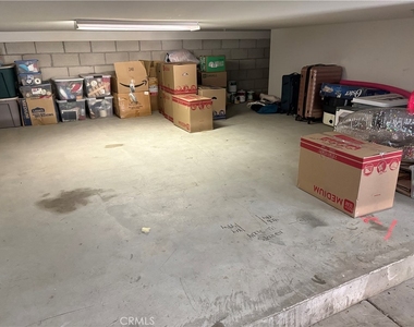 4444 Owens Street - Photo Thumbnail 9