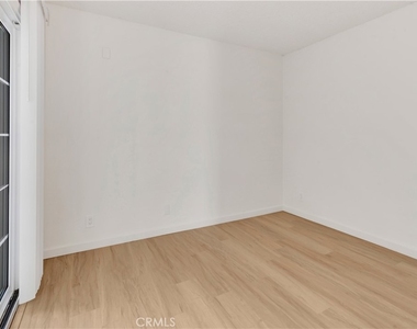 24581 Harbor View - Photo Thumbnail 5
